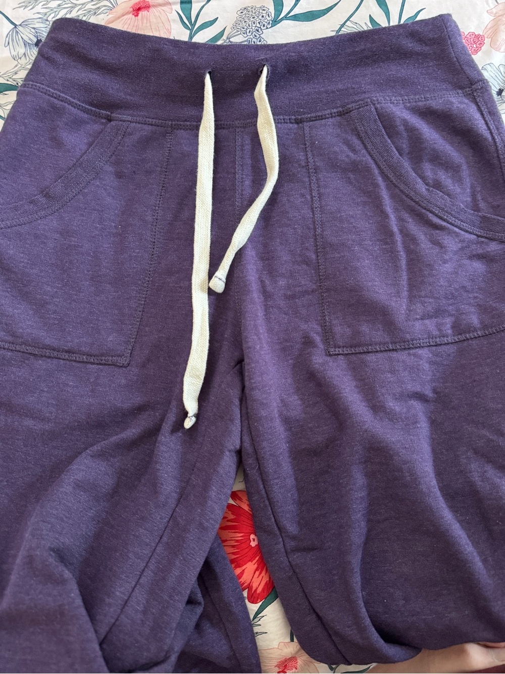 Eddie Bauer Women’s Lounge Pants Purple with White Wide Drawstring Size Small - Picture 2 of 5